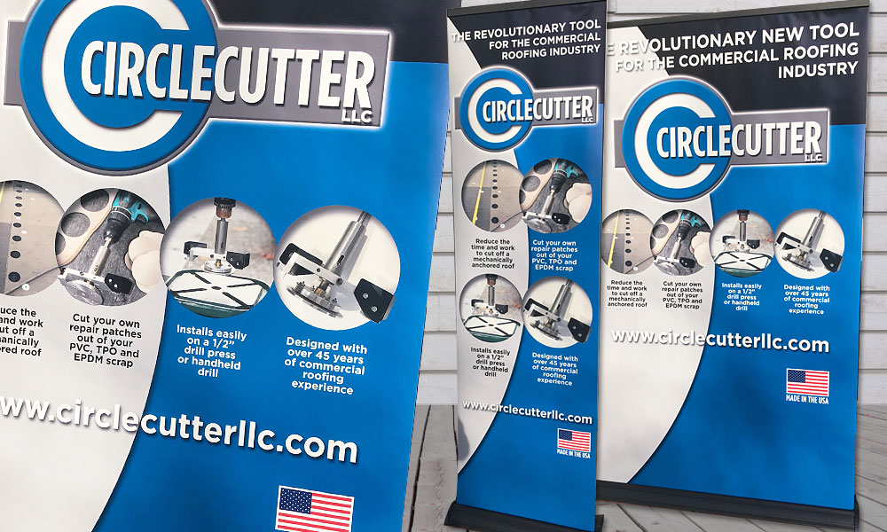 Retractable displays and tradeshow banners